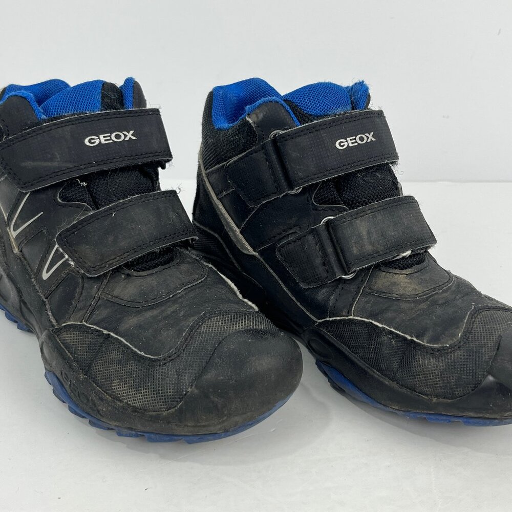 Geox Respira Kids Boots Size 2 Gray Round Toe Ankle Hook & Loop Flat Heel